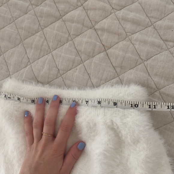 Alamour white mini skirt - Picture 5 of 6